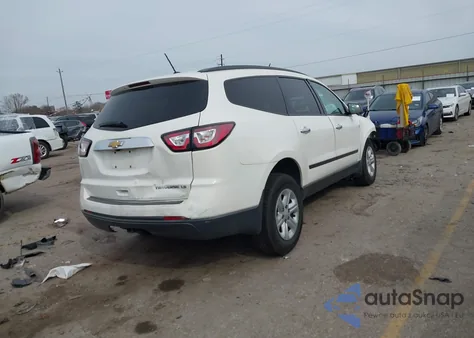 2015 Chevrolet Traverse Ls z USA, uszkodzony, nr VIN 1GNKRFED4FJ205795